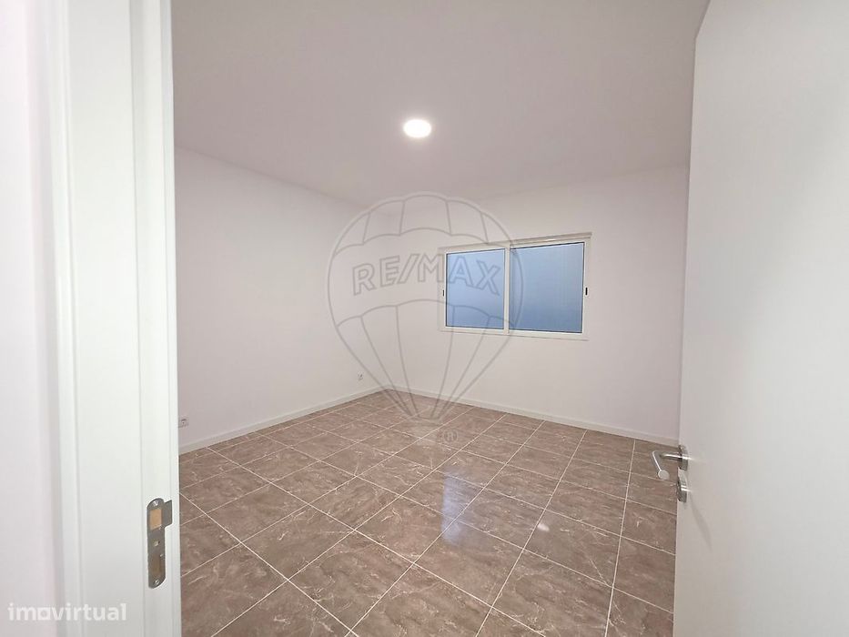 Apartamento T5 para venda — Almada, Cova Da Piedade, Pragal E Cacilhas, Setúbal