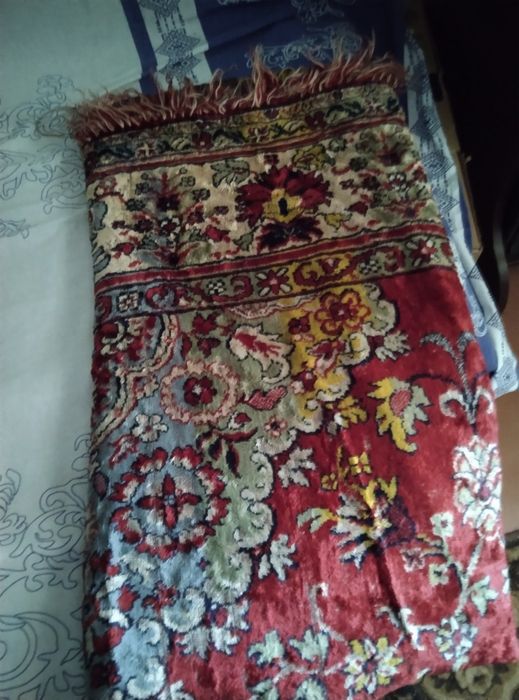 Покрывало на диван.