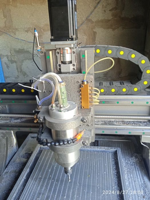 Чпу фрезерний верстат