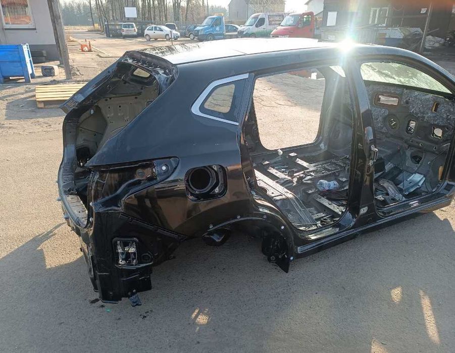 Четверть Nissan Qashqai 2 II крило кузов разборка