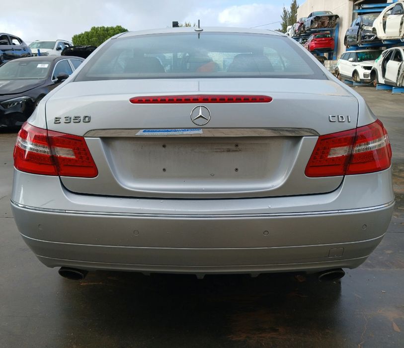 Para peças MERCEDES-BENZ Classe E Coupé (C207)