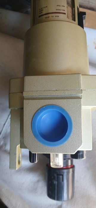 Copo regulador de pressão com copo de lubrificação