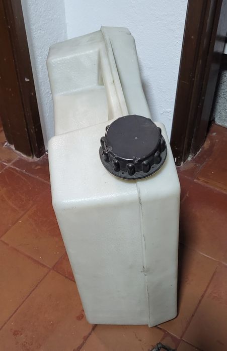 Jerrycan / Reservatório