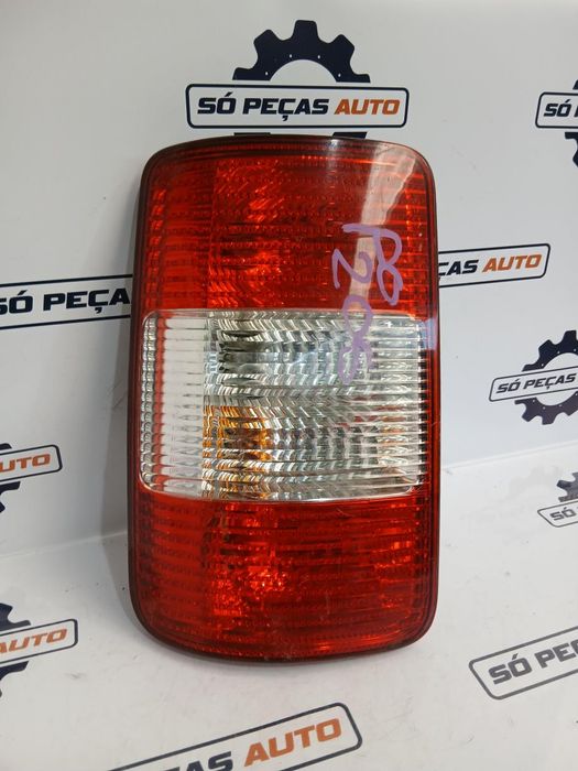 FAROLIM ESQUERDO CINZA VOLKSWAGEN CADDY 1.9TDI ANO: 2005