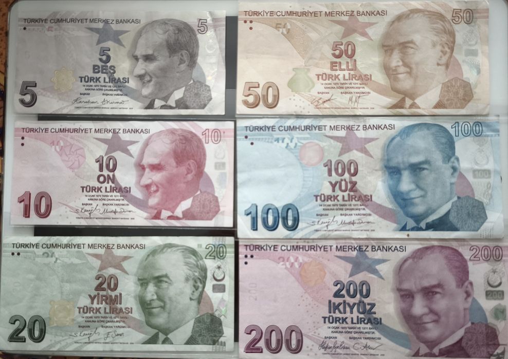 Lote colecção de moedas e notas da Tunísia
