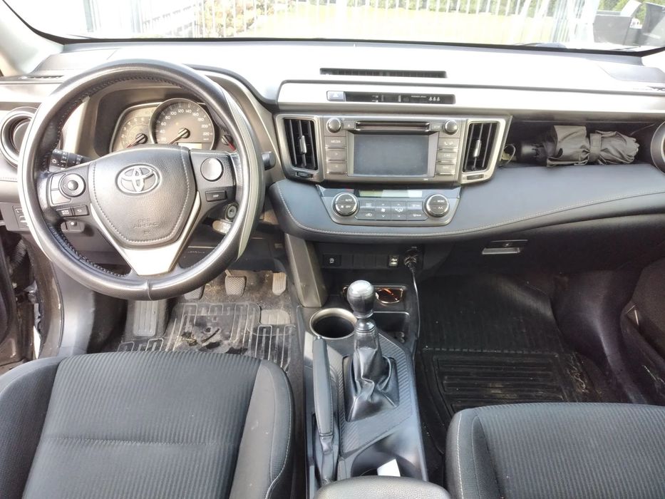 Toyota RAV4 Salon Polska.