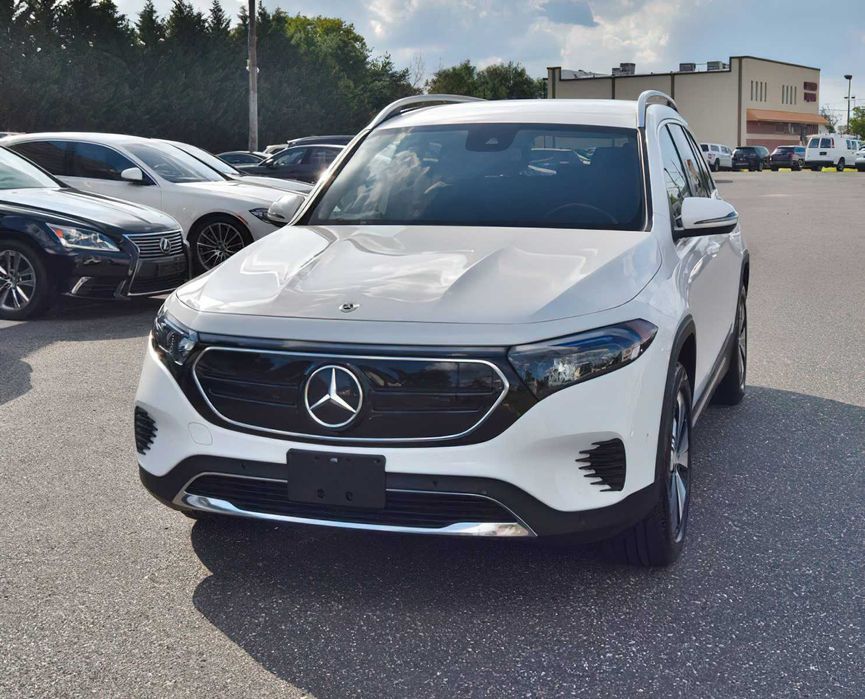 Mercedes-Benz EQB 300 4MATIC      2023