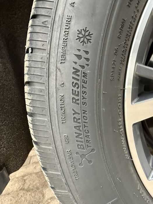 Всесезонна гума Giti 215/65/17
