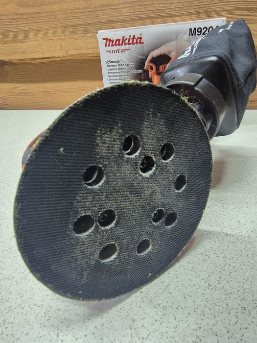 Makita MT Szlifierka Mimośrodowa M9204. A19