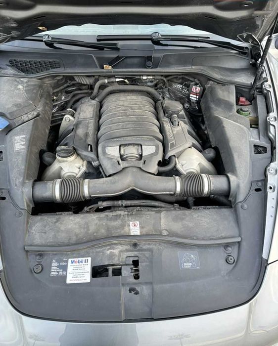 Porsche Cayenne 2011