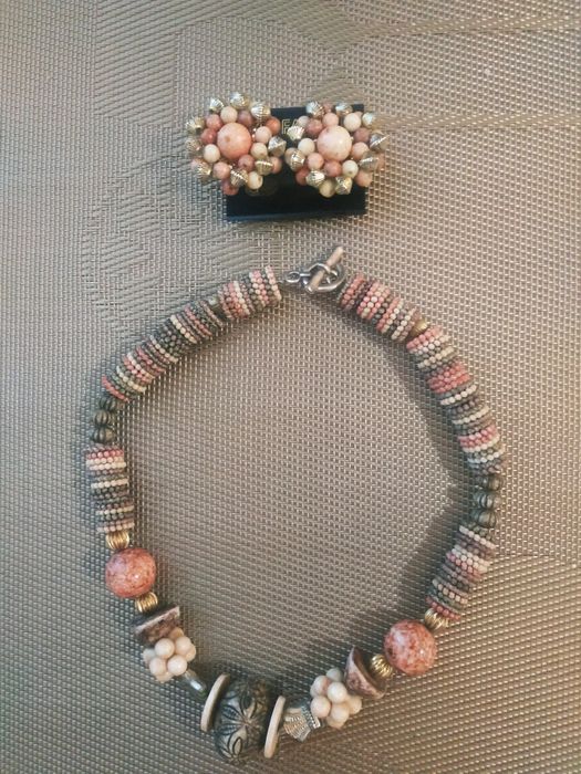 Клипсы (ювелирная бижутерия)