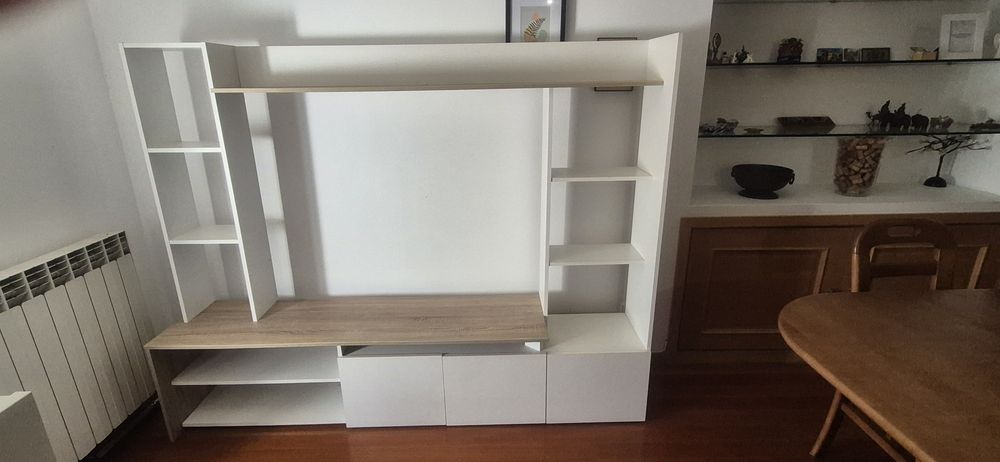 Móvel para sala e TV