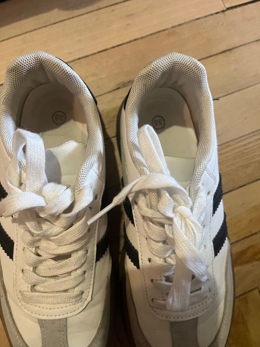 Кросівки adidas 36 розмір