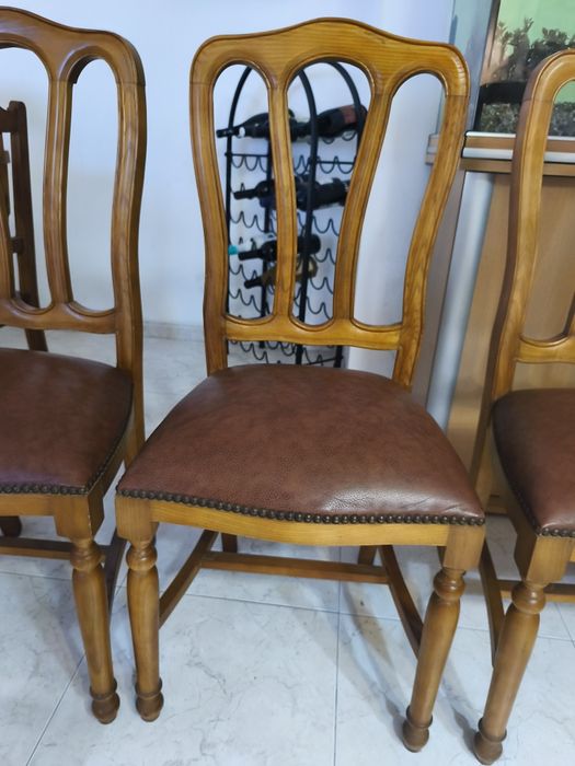 Mesa de jantar C/4 Cadeiras
