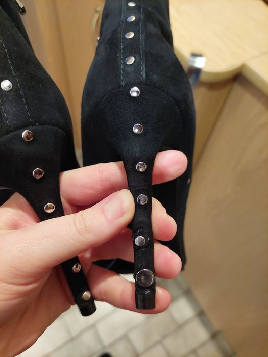 Botki czarne na szpilce zamszowe 38 dżety Eva Minge