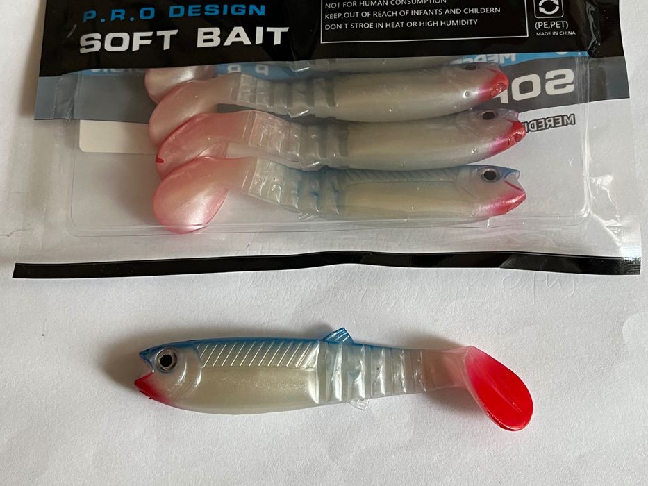 Gumy MEREDITH Cannibal-NÓWKI/wielkości 100mm 5szt+HAKI+PUDEŁKO