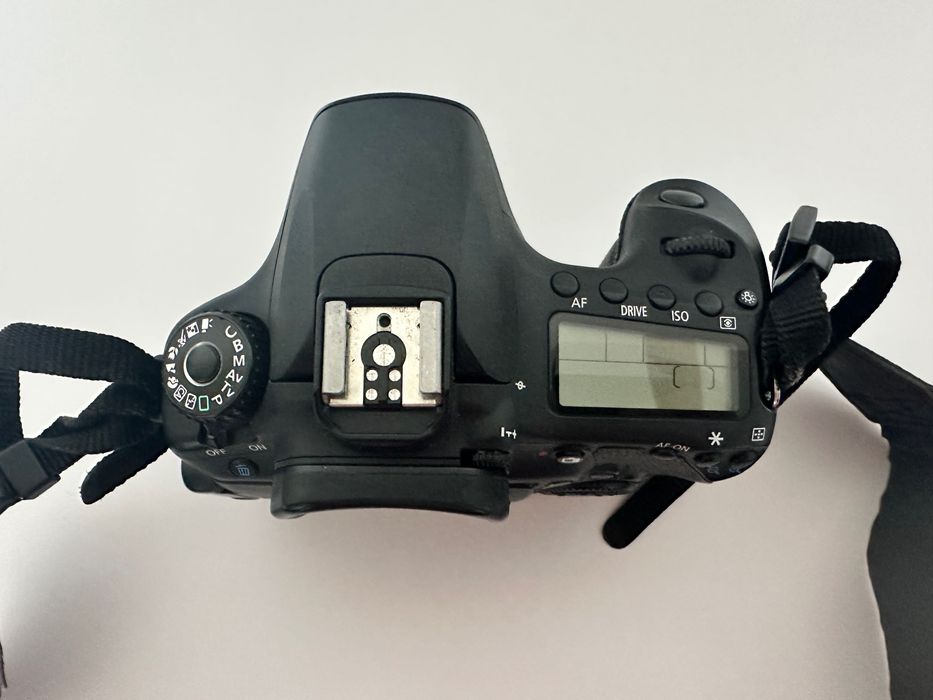 Canon EOS 60d фотоаппарат