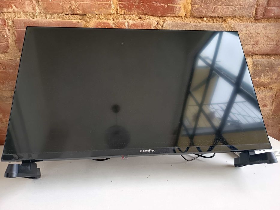 Vendo Smart tv  como nova