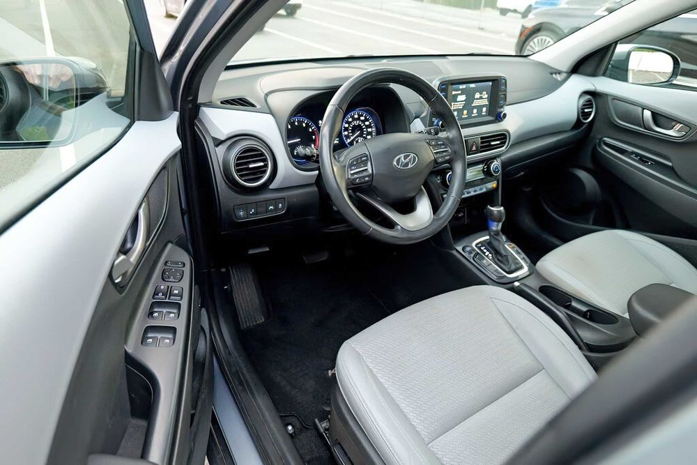 Hyundai Kona      2019