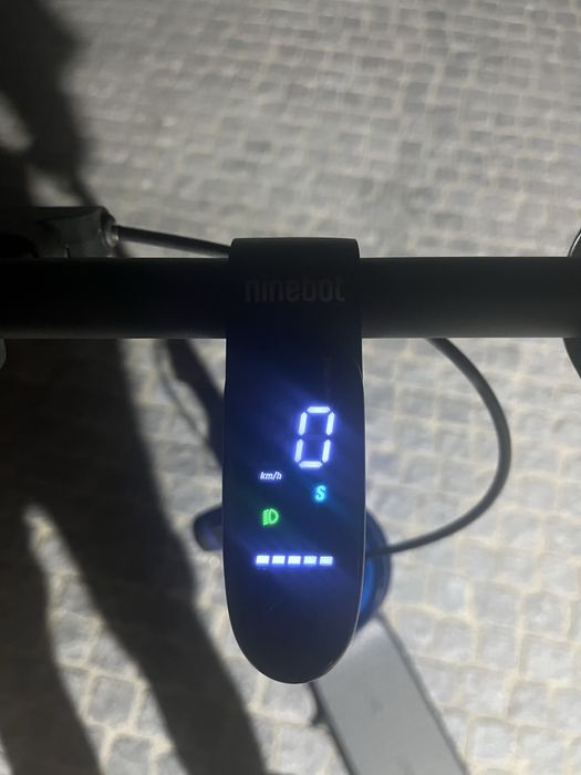 Vendo trotinete eletrica ninebot, como nova