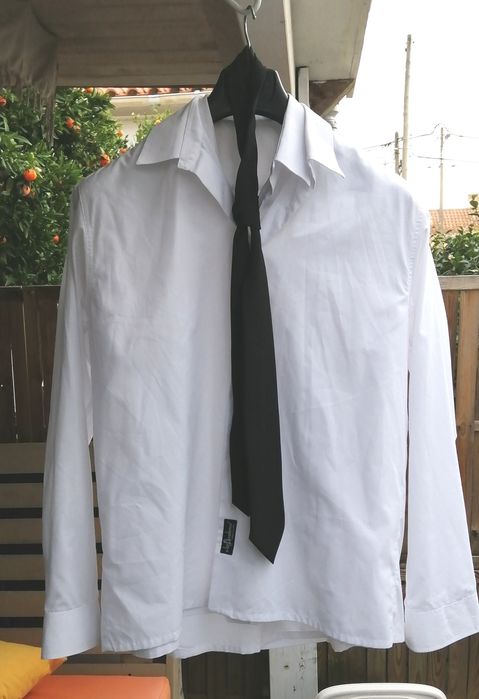 Traje académico IPS (Setúbal)  como novo