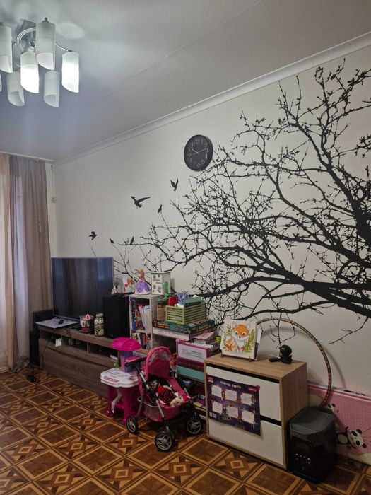 41961 Продаж 2к квартири Південно-захід , Інститутська