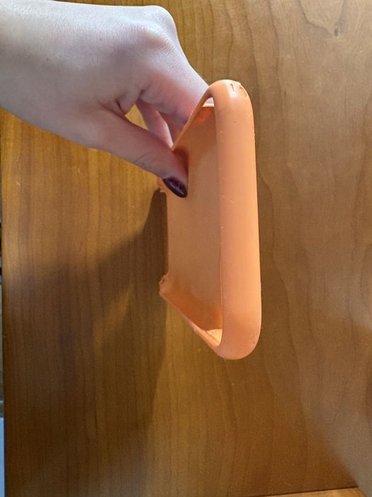 Capa IPhone 11 original da Apple laranja usada