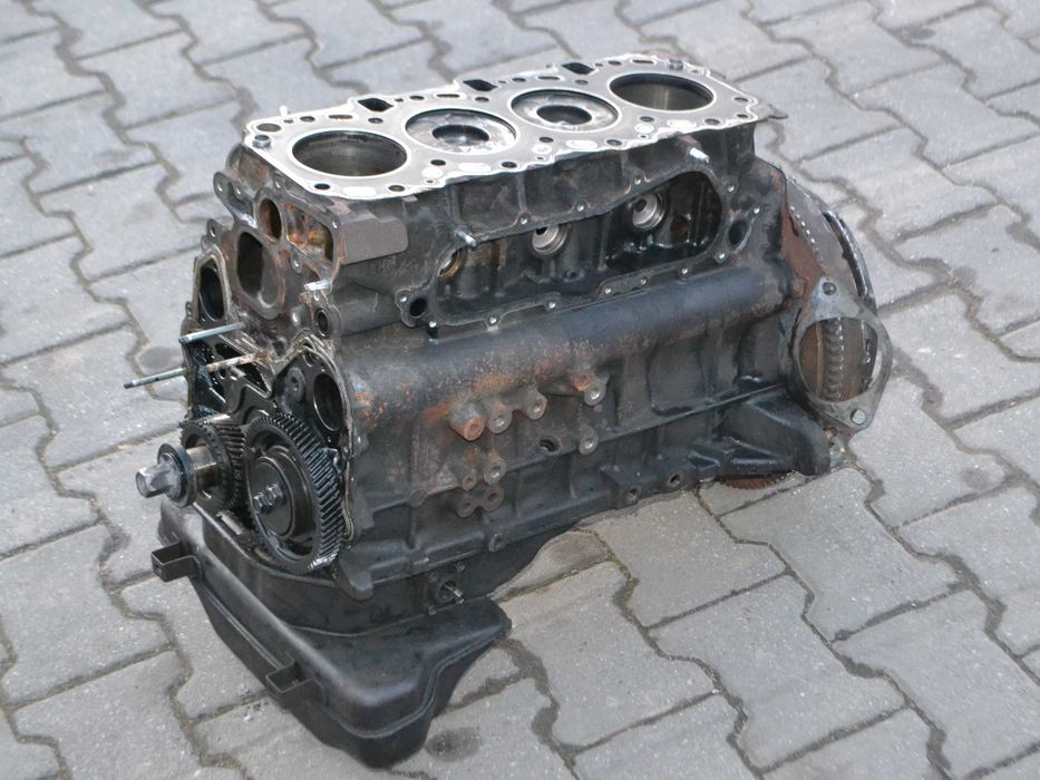 Dół Silnika, Blok, Tłoki, Wał Korbowy Toyota Hilux 2.5 D4D