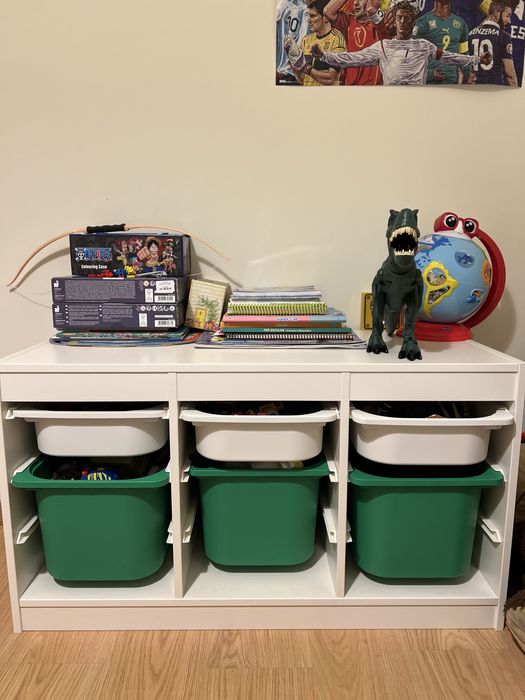 Movel de arrumação de brinquedos
