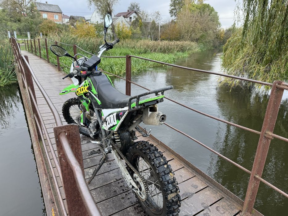 Мотоцикл ендуро крос SkyBike CRDX 200