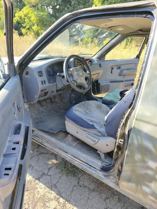 Nisan navara D22