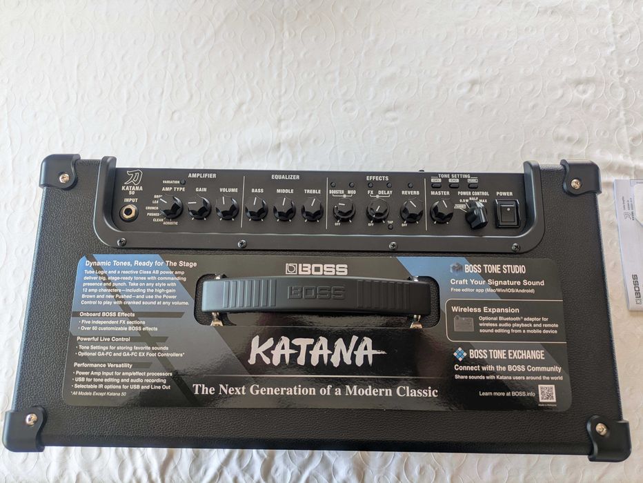 Boss Katana 50 Gen3-Novo modelo- 2h de uso) – Fatura/Garantia 3A