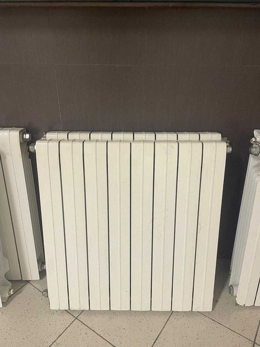 Radiadores de Aquecimento Central – 57 Elementos (Alta Potência)