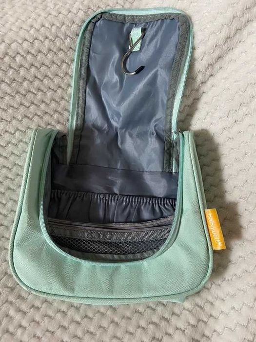 Kosmetyczka dziecięca na wyjazdy