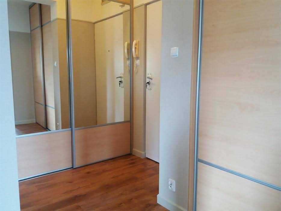 Duża kawalerka 36m² z osobną kuchnią, balkonem i klimatyzacją - Sielawy 4 Naramowice - bezposrednio