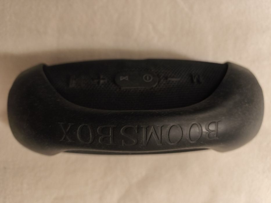 Coluna de som Boomsbox com bluetooth em muito bom estado