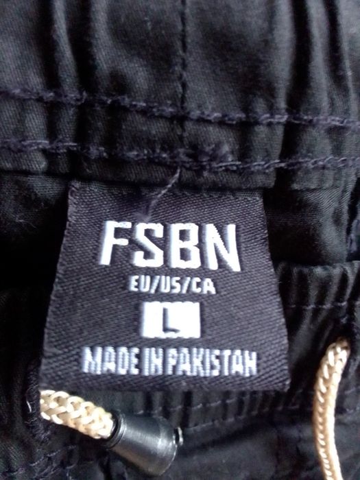 Брюки  катоновые L черные