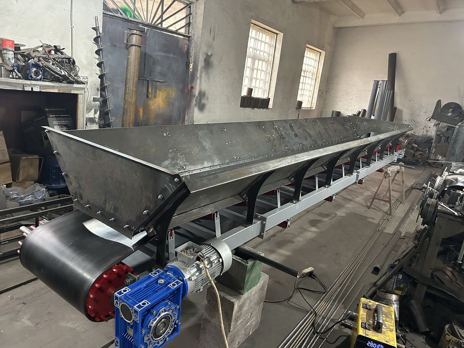 Транспортер стрічковий ваговий. Конвеєр зважування бетонної суміші.