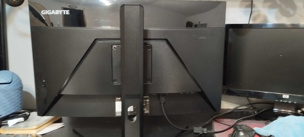 monitor Gigabyte G27FC czarny Curved