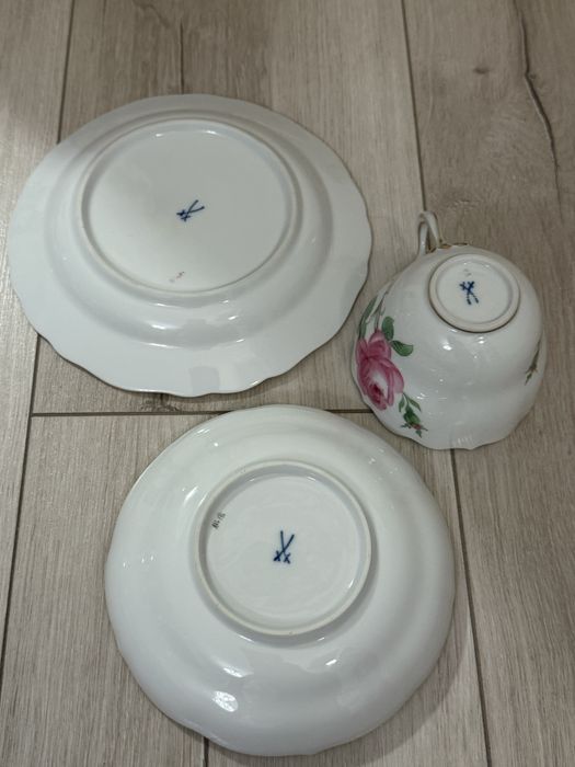 Miśnia Filiżanka z podstawkiem i talerzykiem