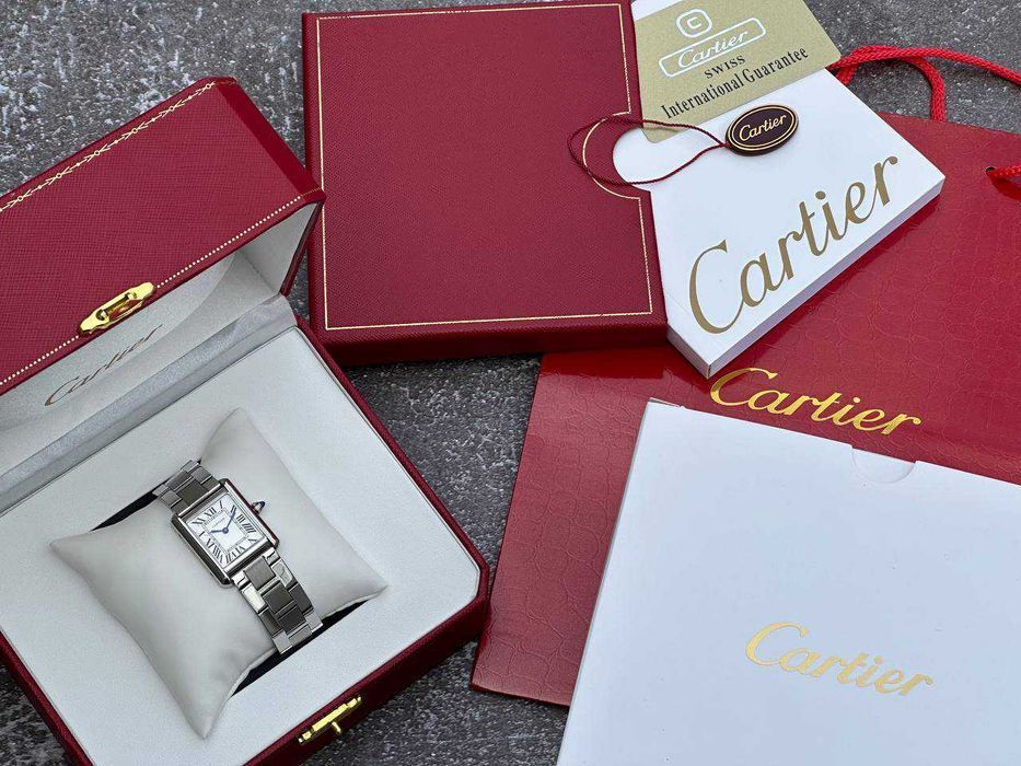 Швейцарские женские часы Cartier Tank Solo Lady (Картье). Топ качество