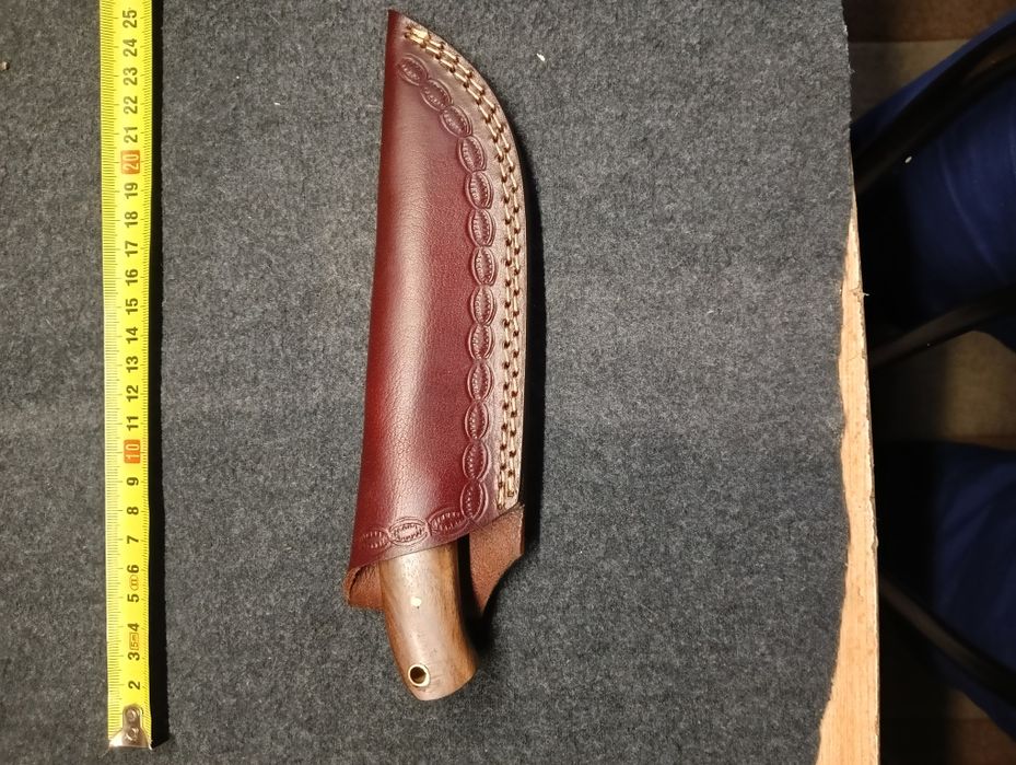 Nóż Damast kuty z pochwą