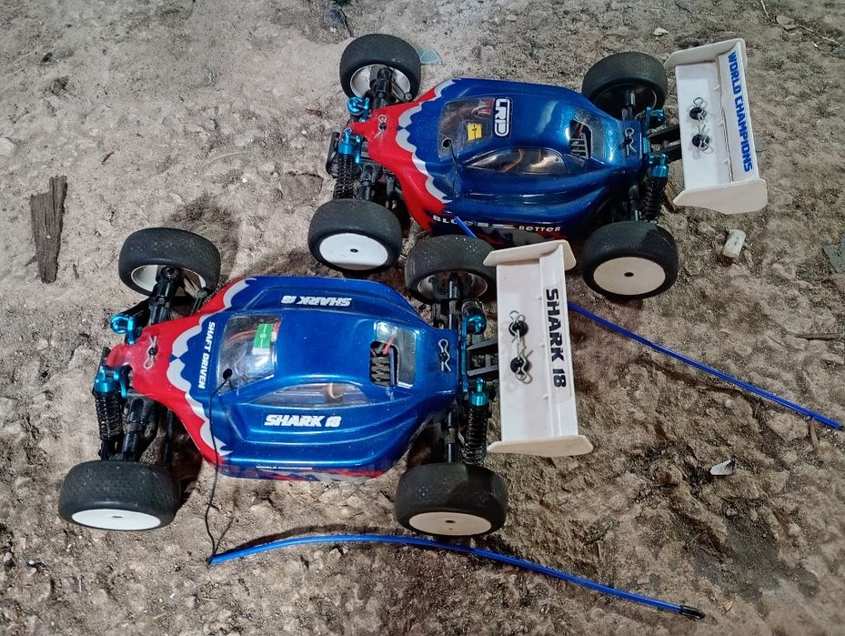 Carrinho Race Monster sem comando