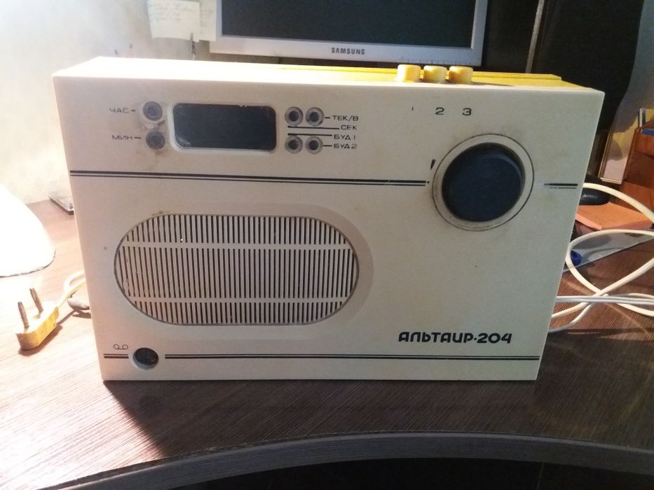 Продам радіоприймач