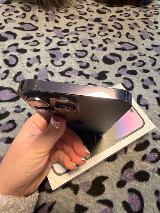 Продам свой iphone 14promax 256