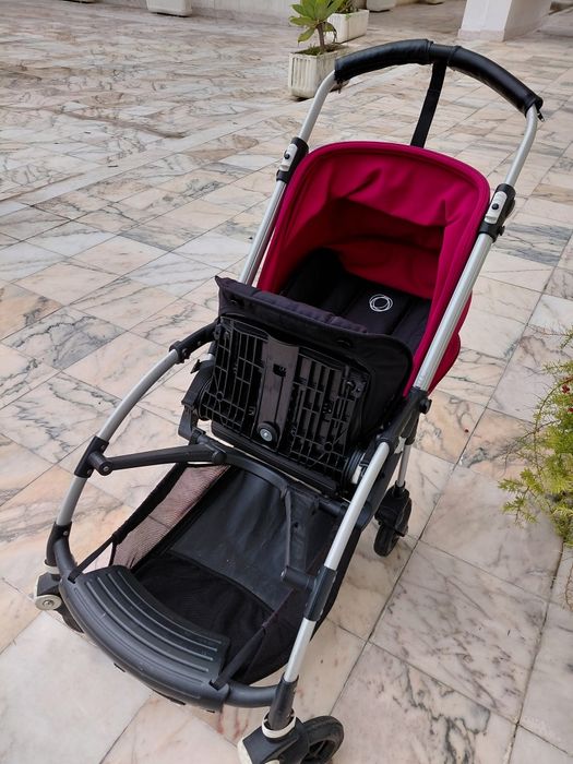 Carrinho Bugaboo com Cocoon e adaptadores para ovinho