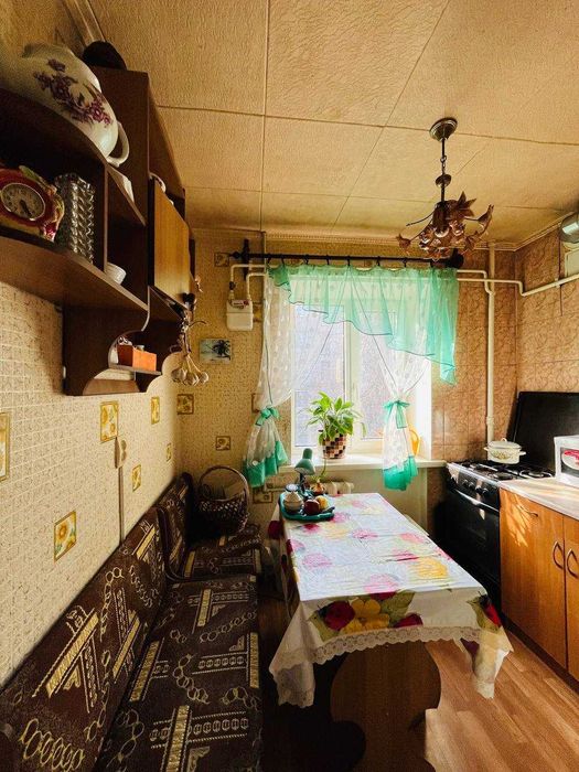ПРОДАЖ 3 кімн. квартири, 2/5, проспект Відродження (Аношкіна)