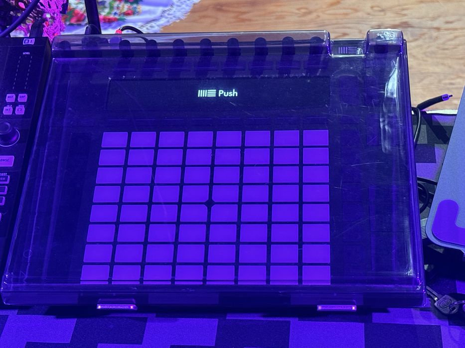 Ableton Push 2 com decksaver