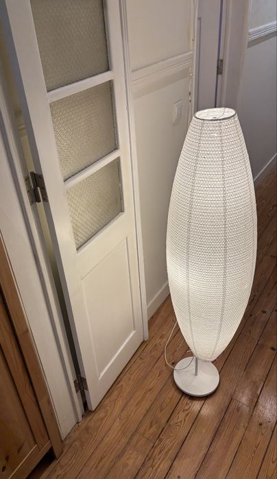 Candeeiro em pé - branco