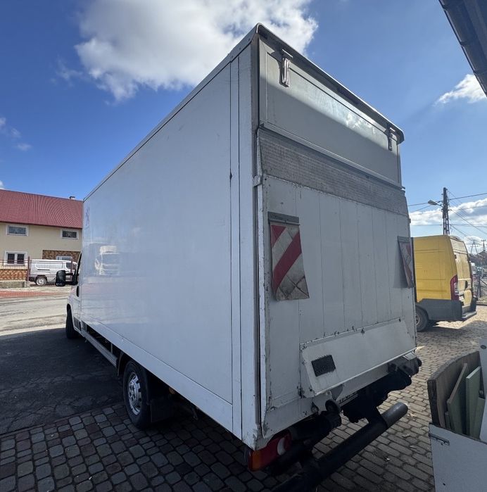 Kontener bus winda nie izoterma